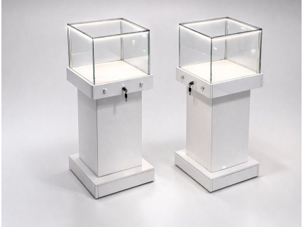 Вітрина ЮМ-1