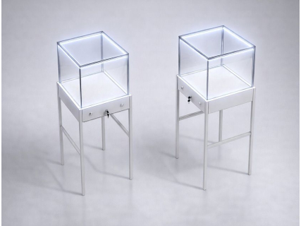 Витрина ЮМ-13